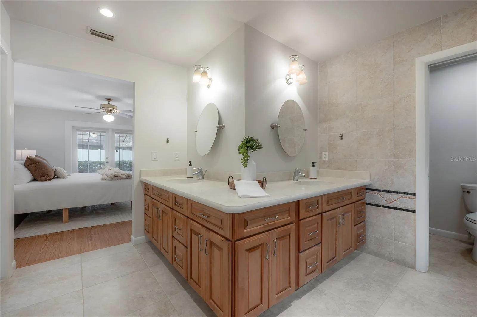 3341 FOXRIDGE CIR