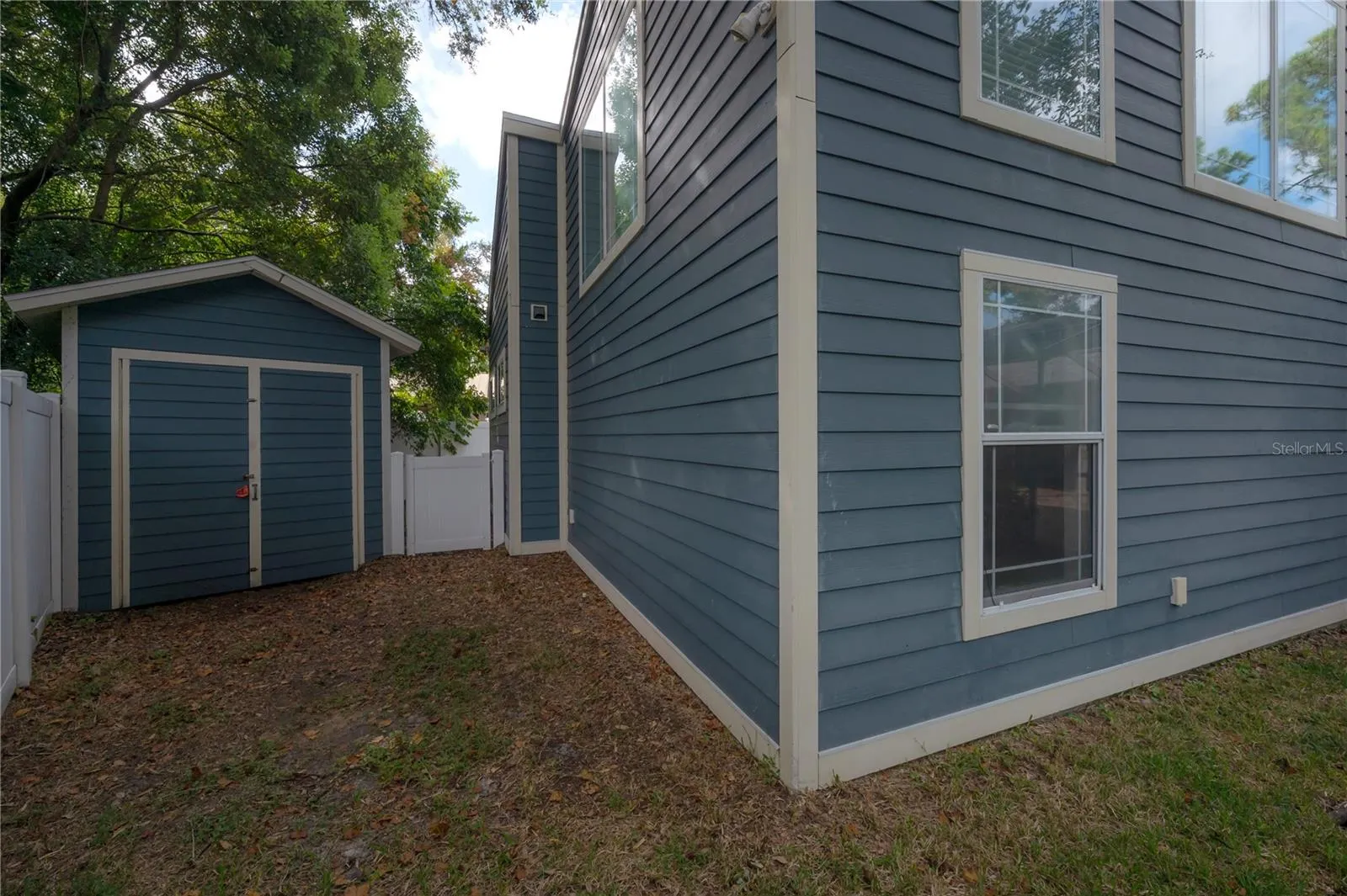 3341 FOXRIDGE CIR