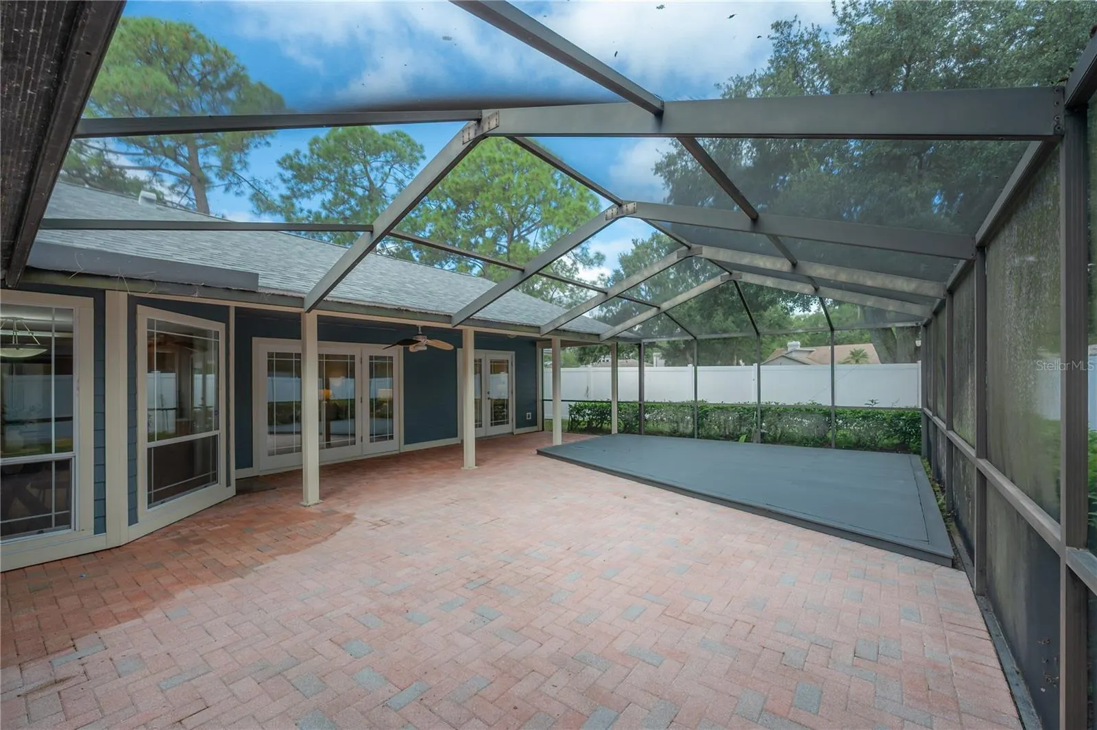 3341 FOXRIDGE CIR