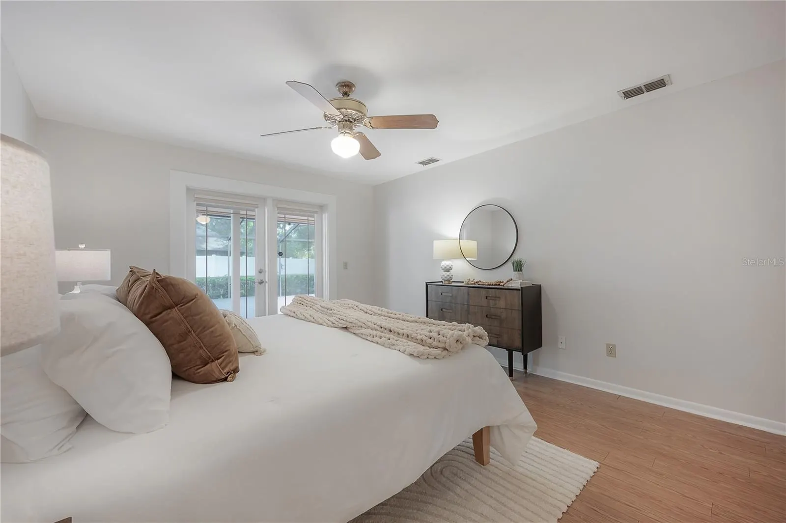 3341 FOXRIDGE CIR