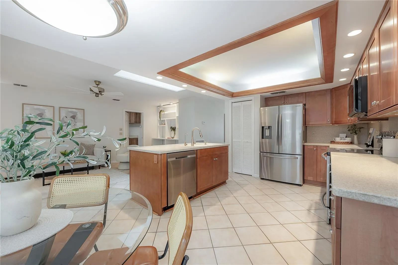 3341 FOXRIDGE CIR