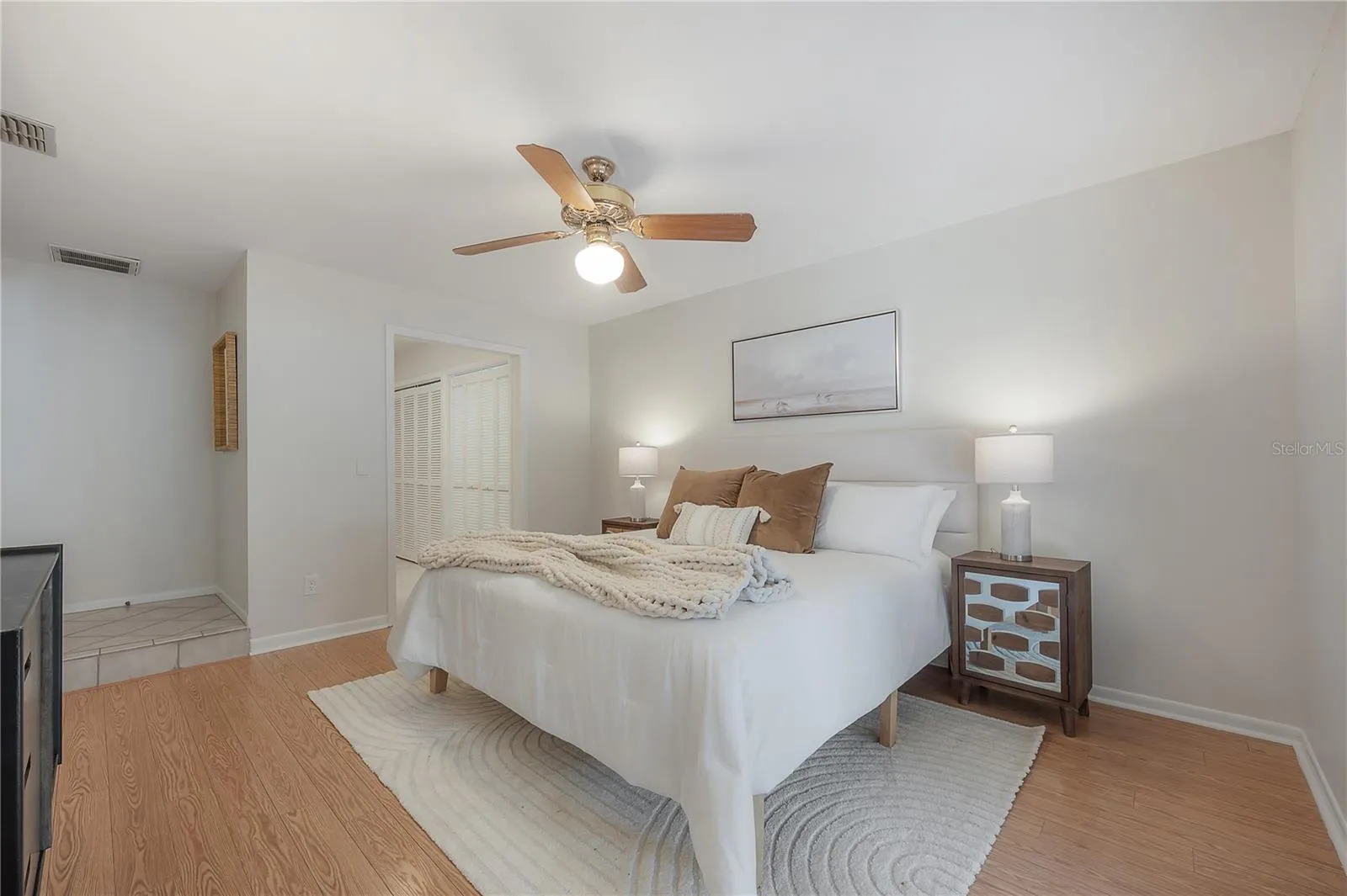 3341 FOXRIDGE CIR