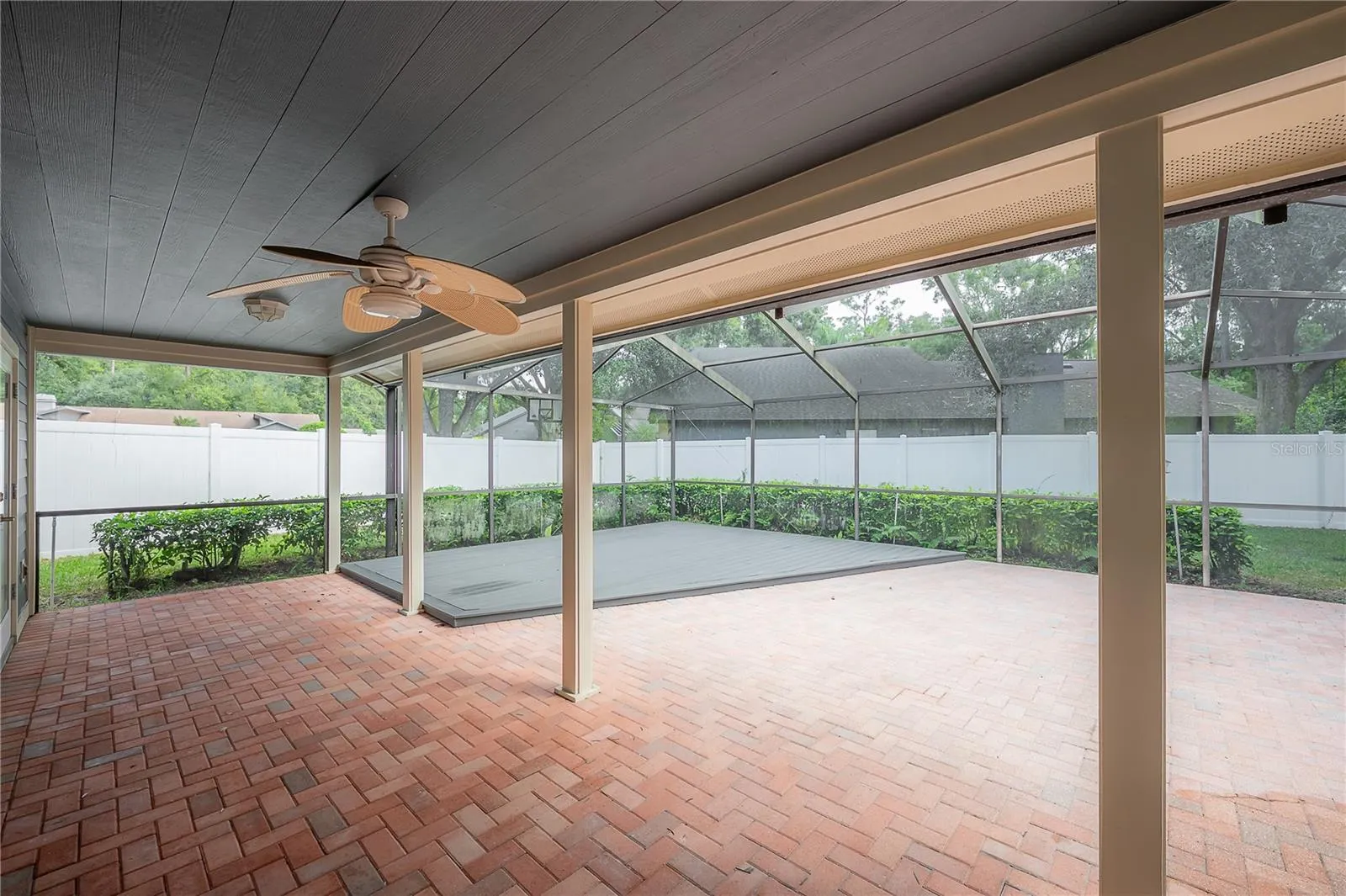 3341 FOXRIDGE CIR