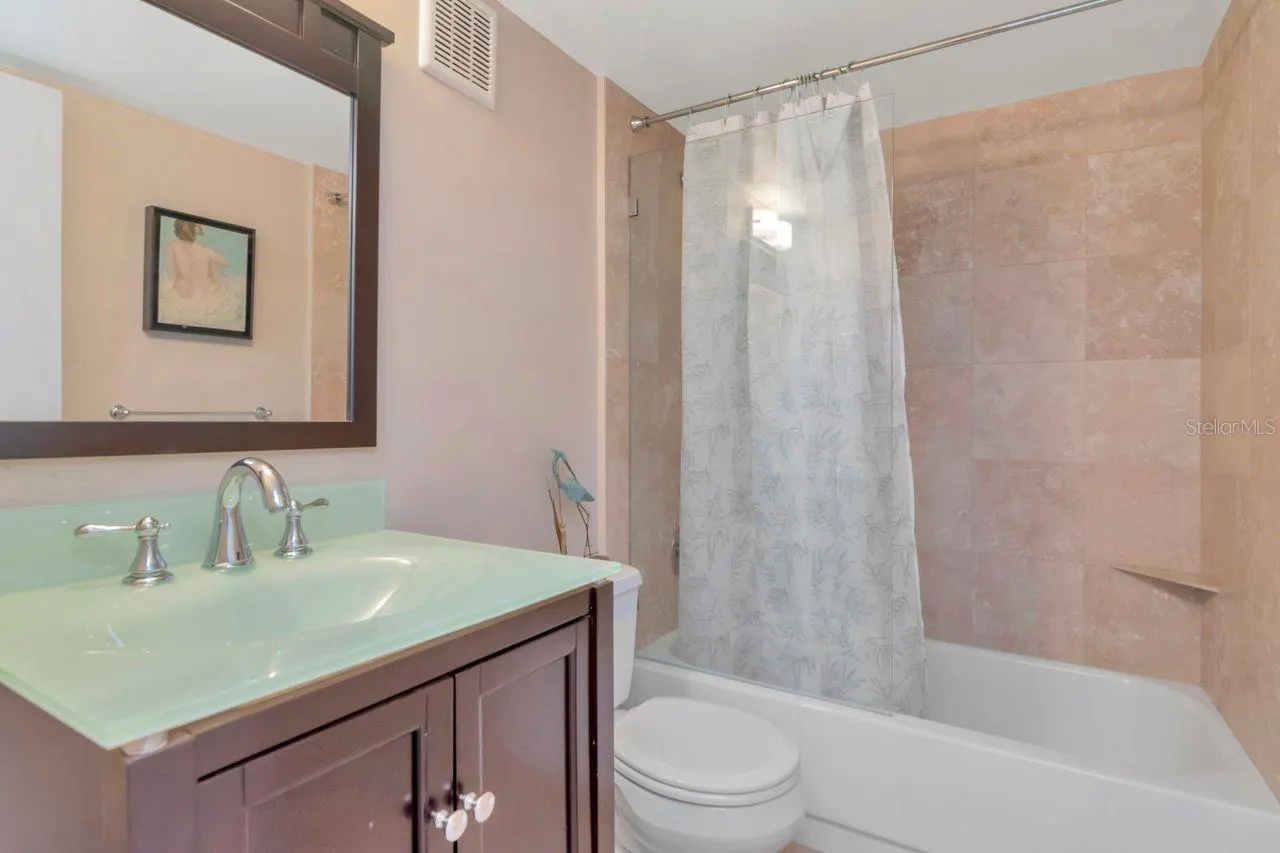 3211 W SWANN AVE #410, #410