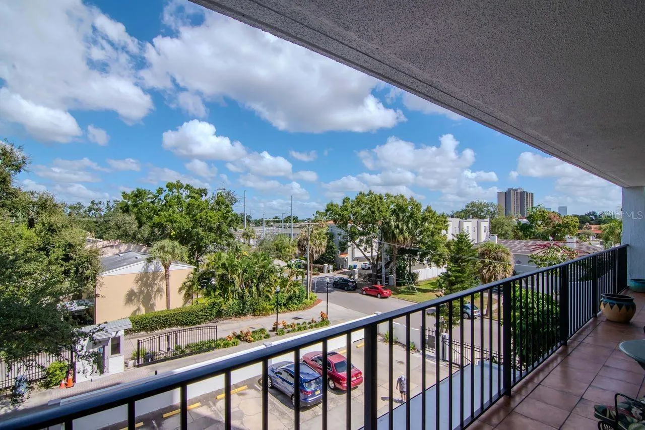 3211 W SWANN AVE #410, #410