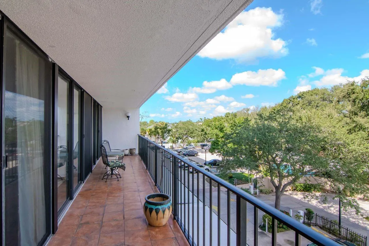 3211 W SWANN AVE #410, #410