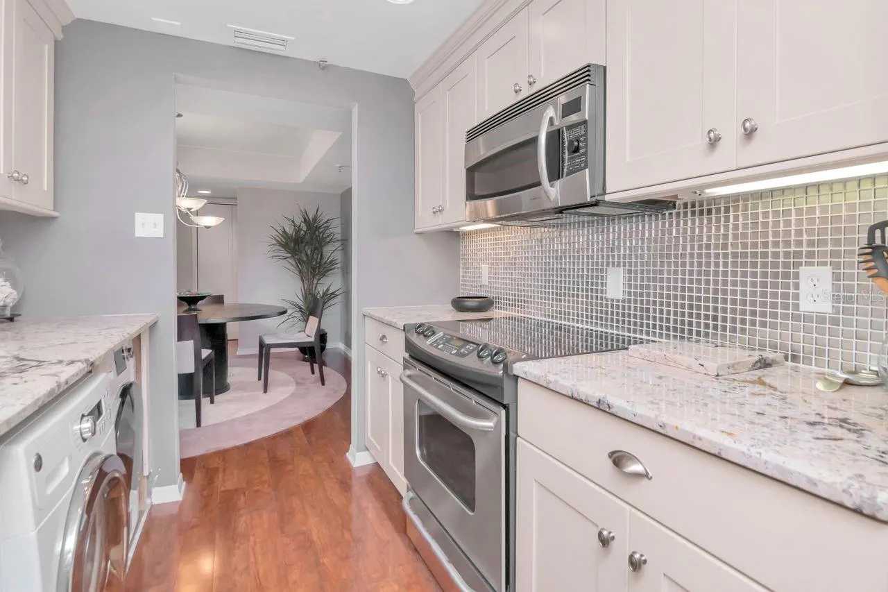 3211 W SWANN AVE #410, #410
