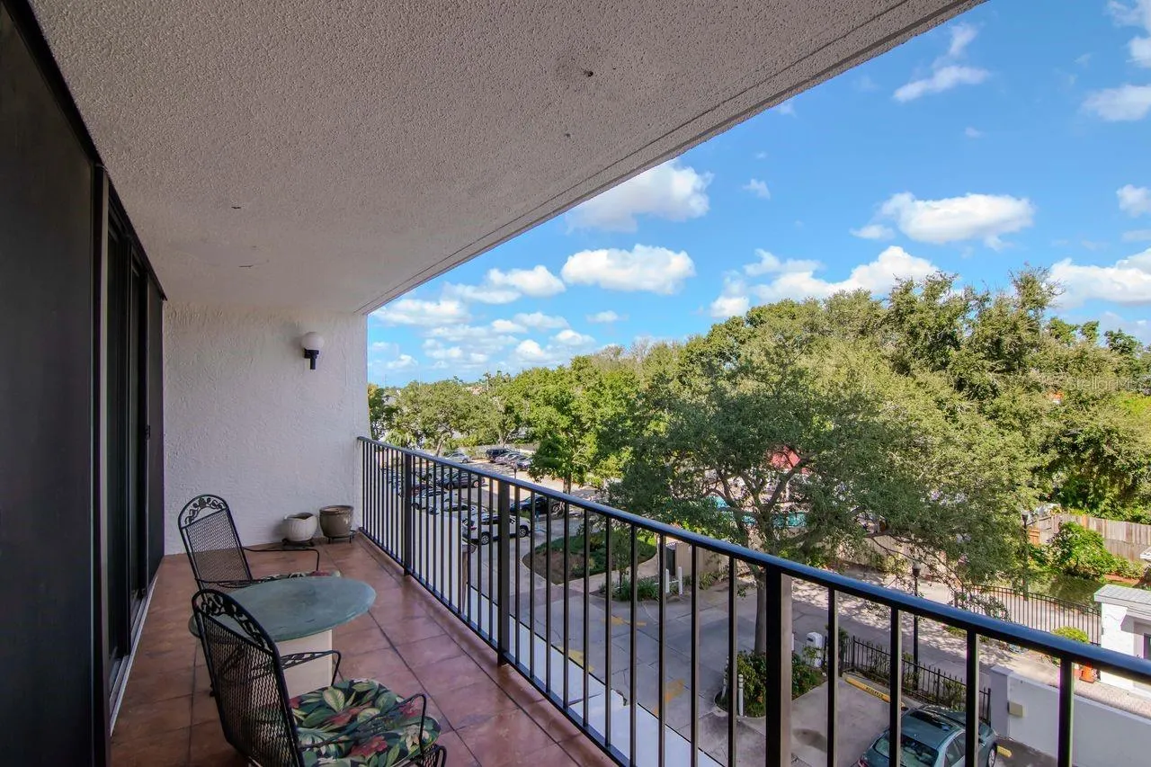 3211 W SWANN AVE #410, #410