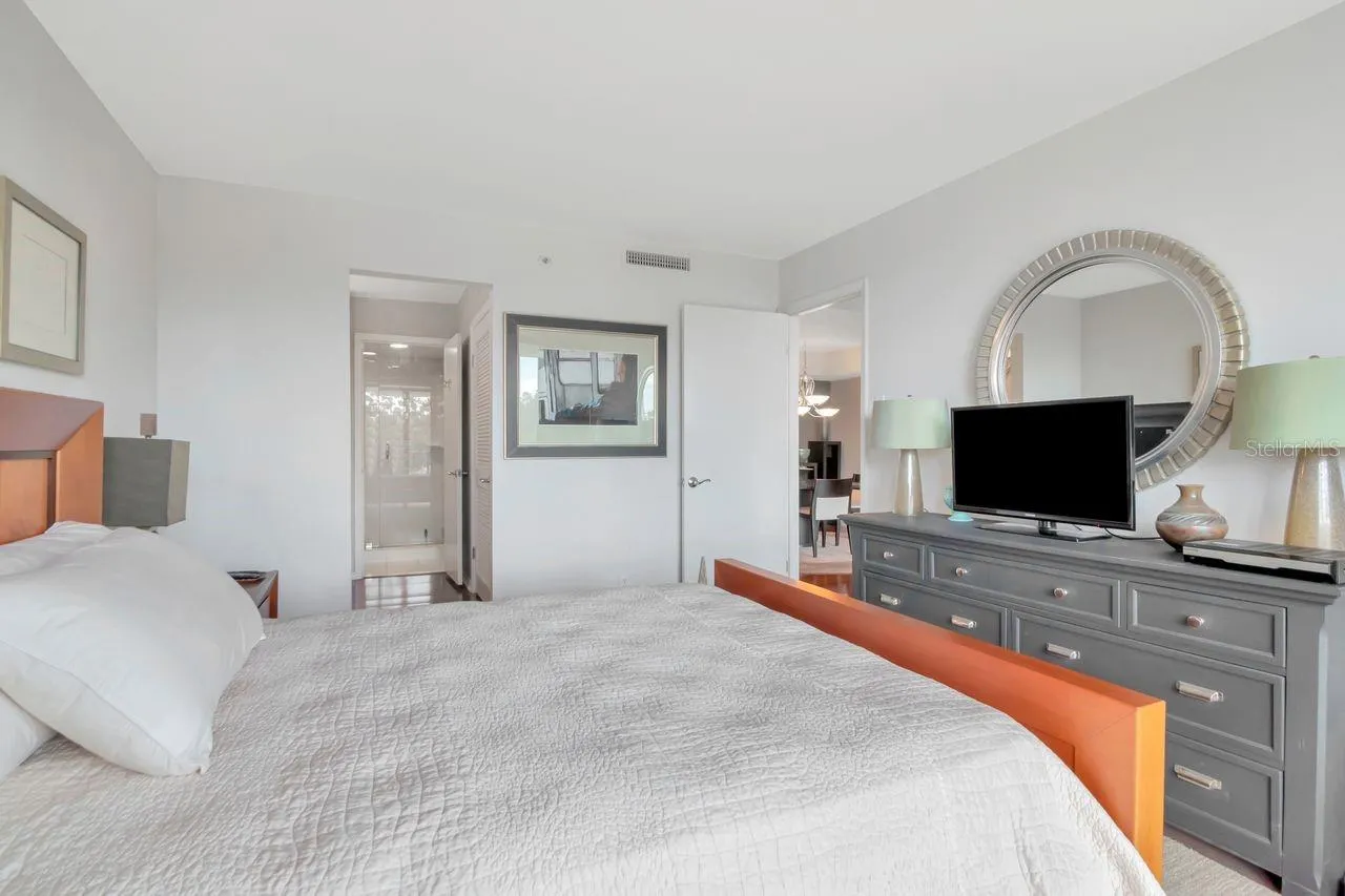 3211 W SWANN AVE #410, #410