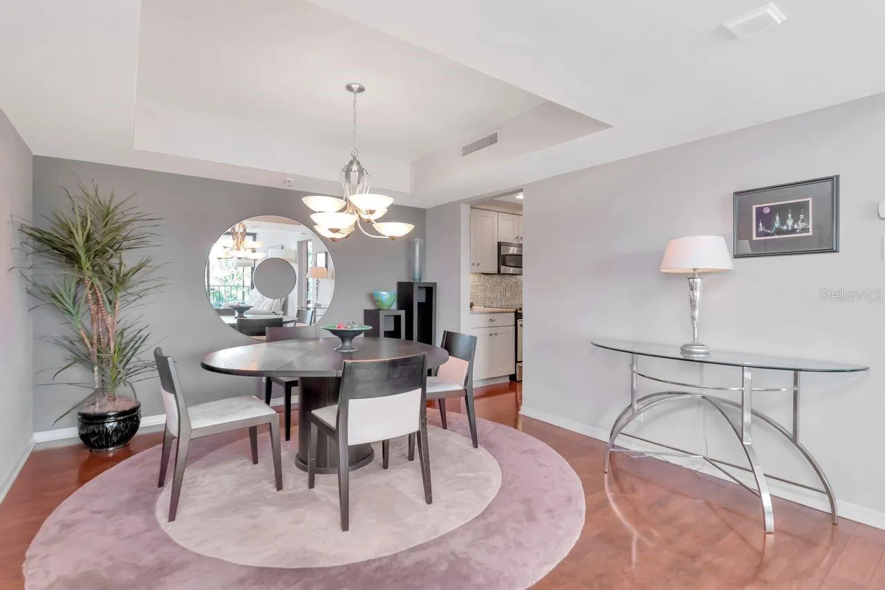 3211 W SWANN AVE #410, #410