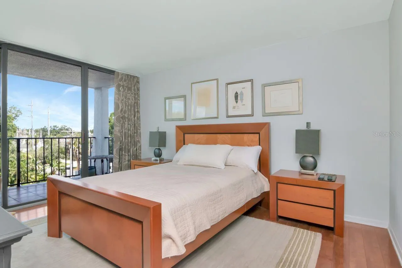 3211 W SWANN AVE #410, #410