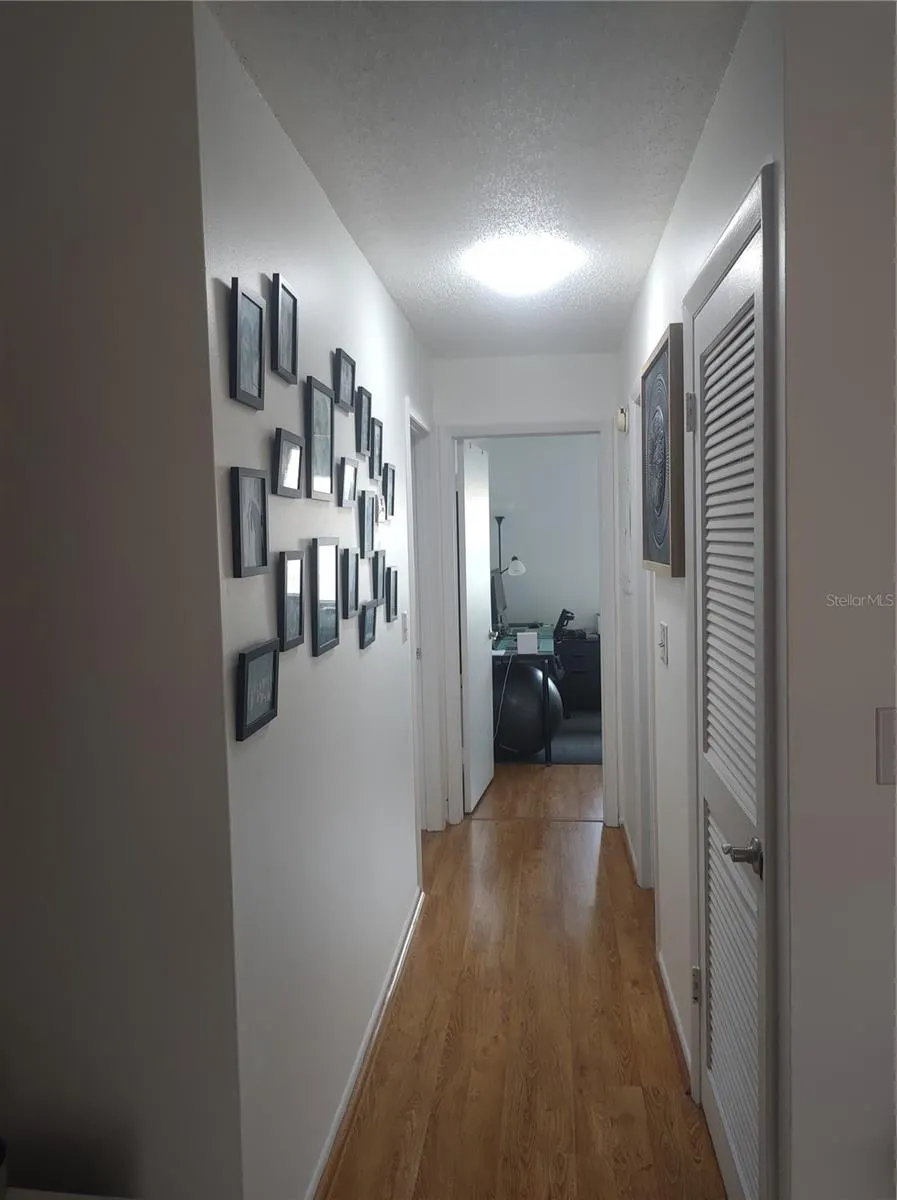 7210 N MANHATTAN AVE #1122, #1122