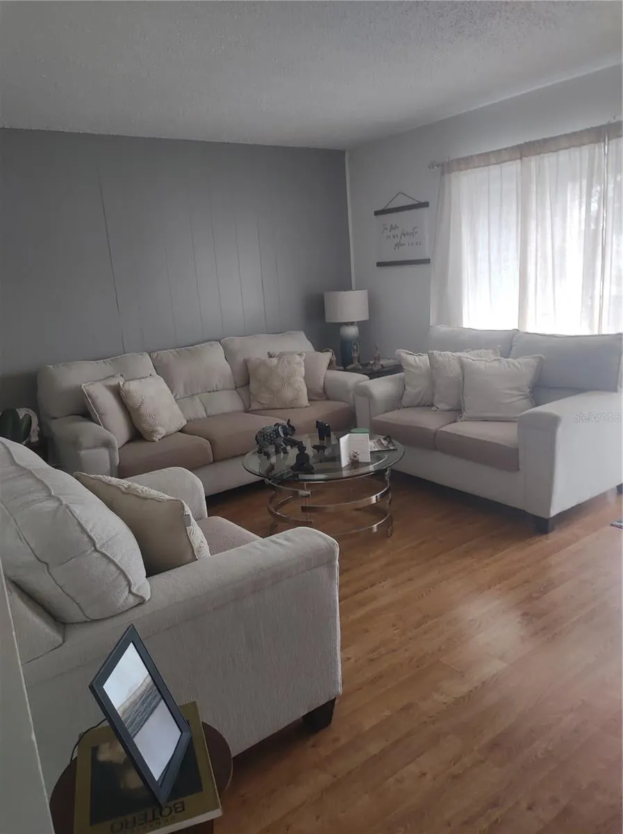 7210 N MANHATTAN AVE #1122, #1122