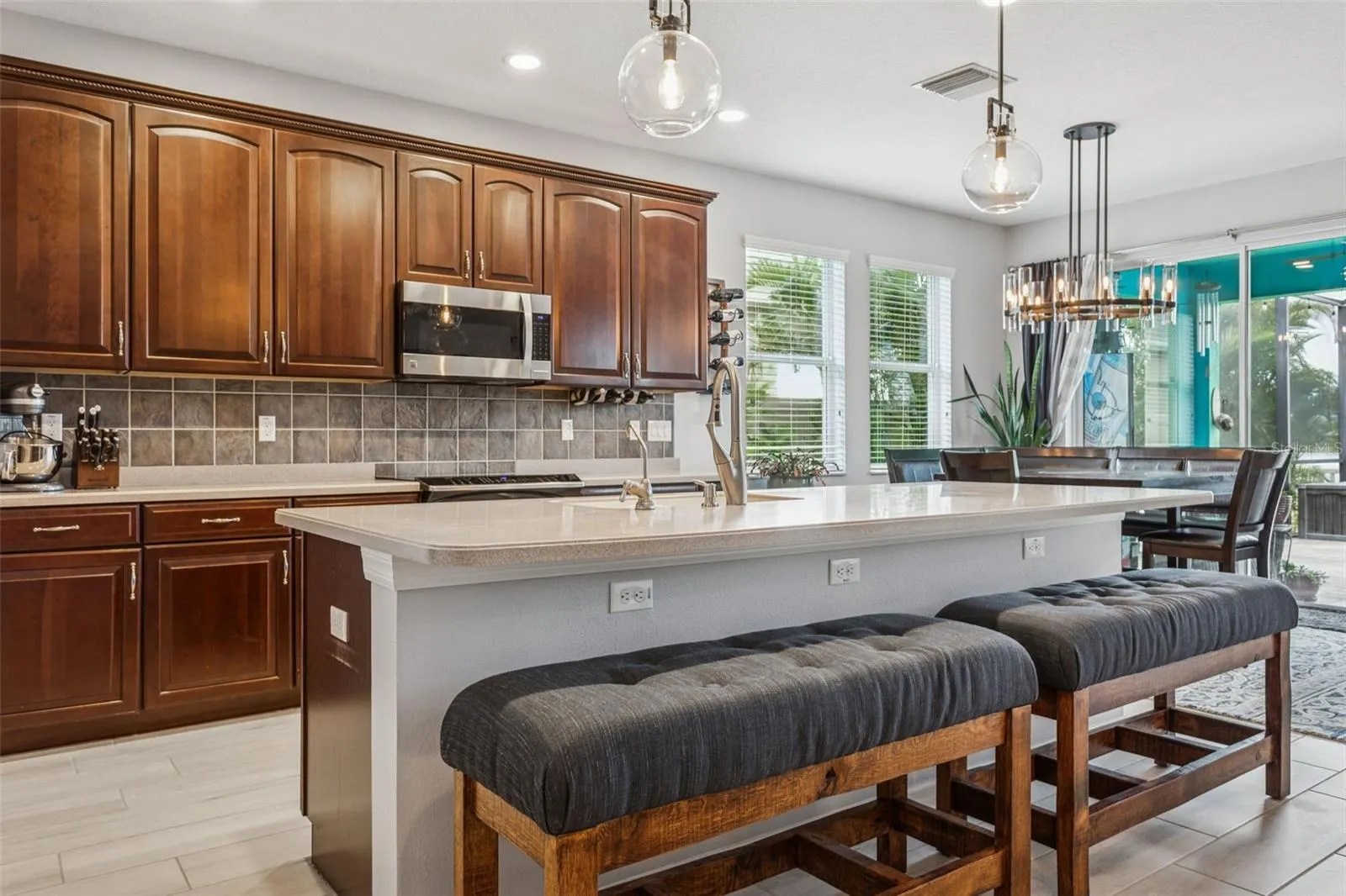 1520 YALE CASTLE CT