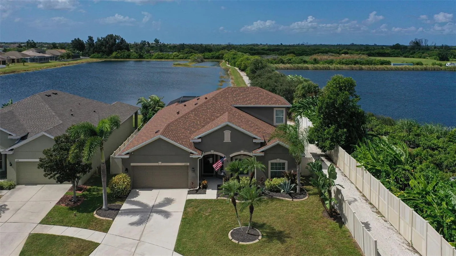 1520 YALE CASTLE CT