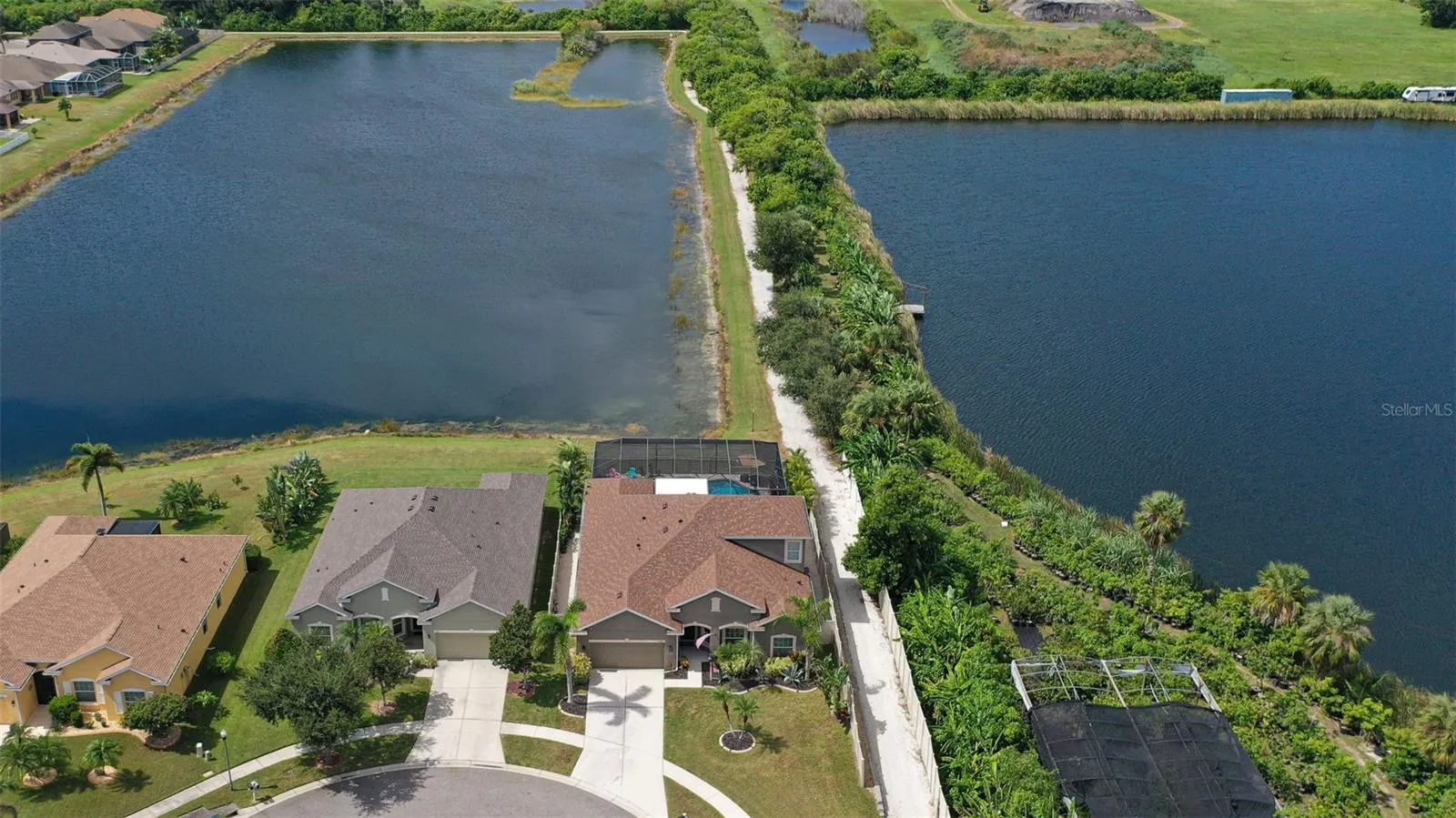1520 YALE CASTLE CT
