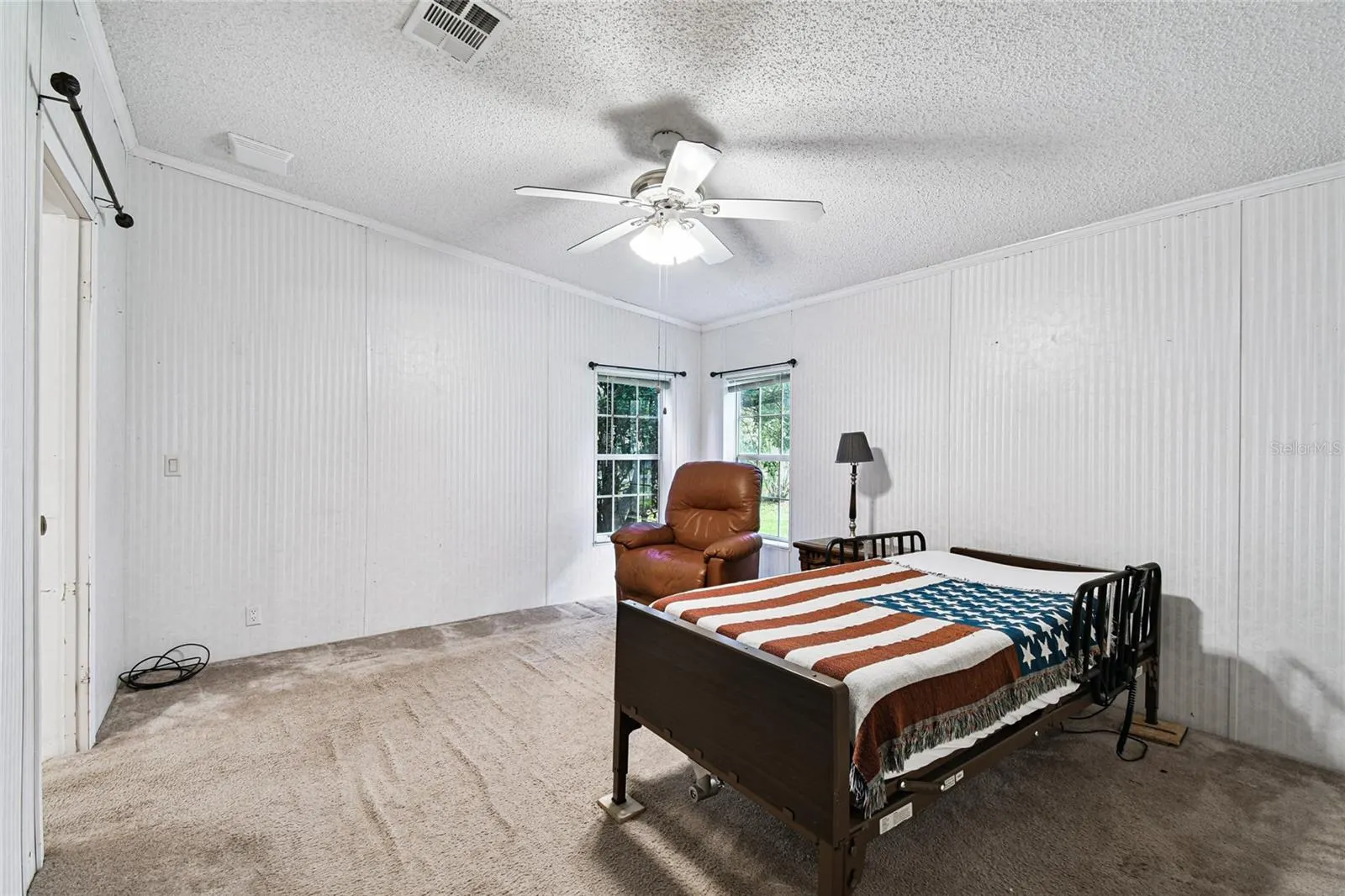 18818 HOLLY PINE TRL