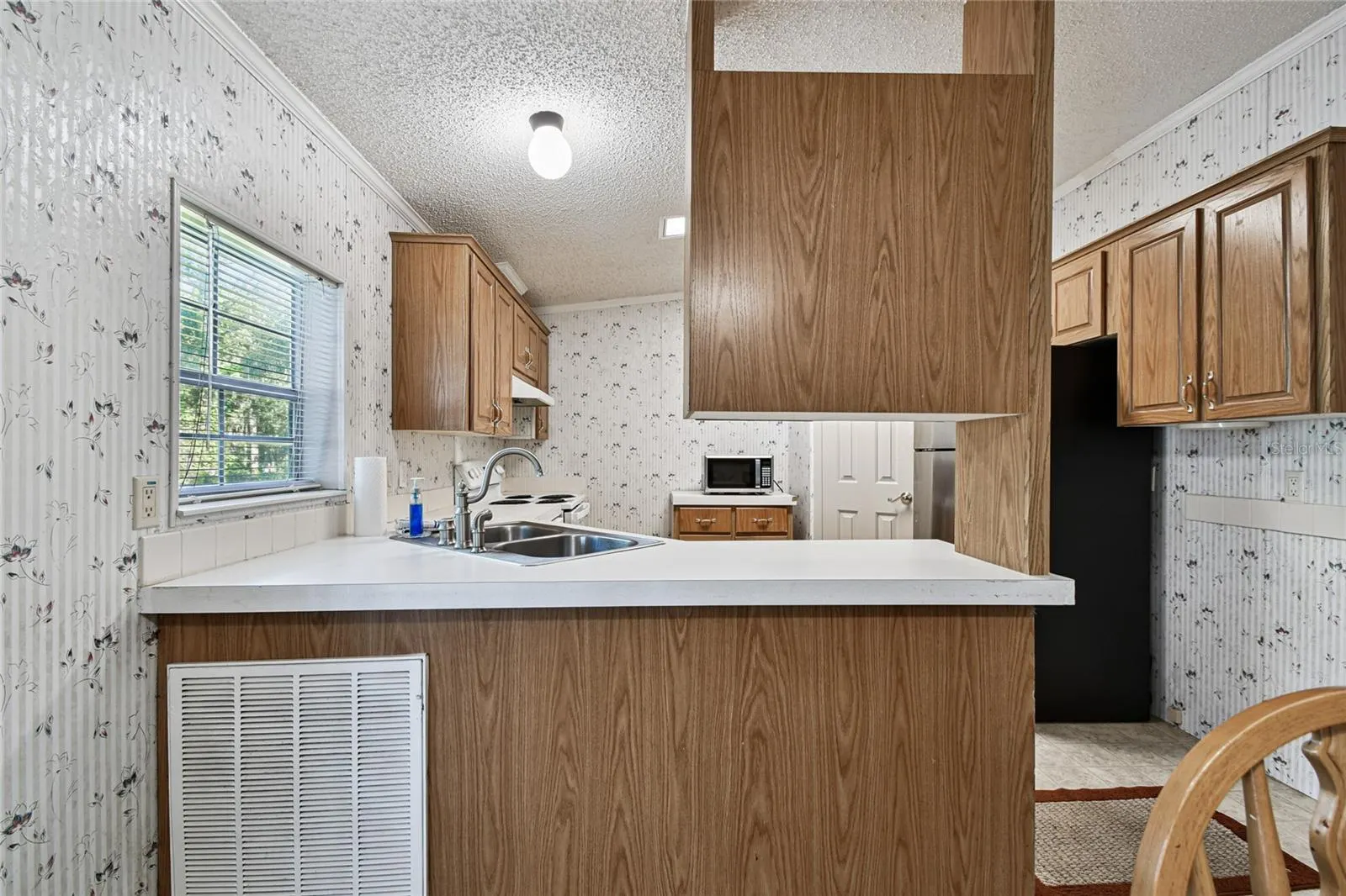 18818 HOLLY PINE TRL