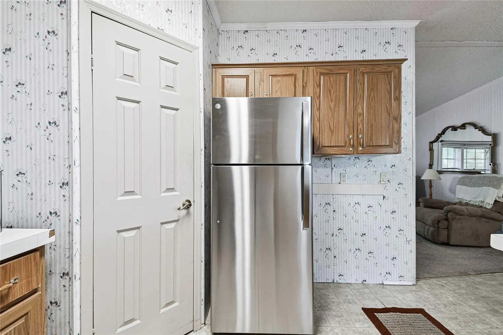18818 HOLLY PINE TRL