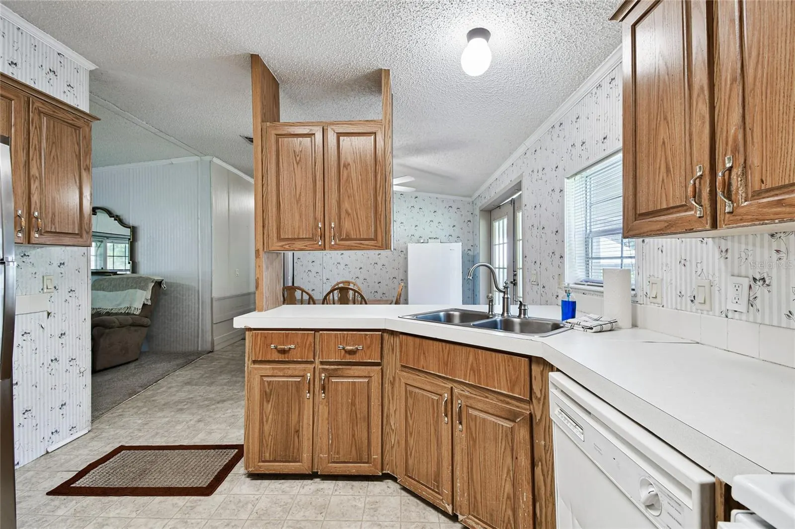 18818 HOLLY PINE TRL