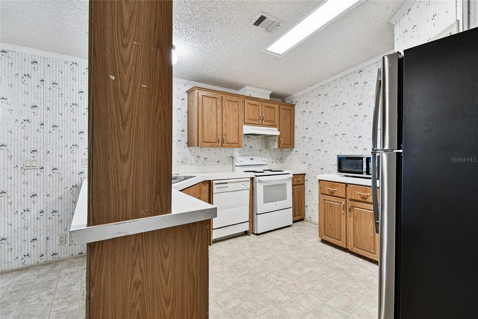 18818 HOLLY PINE TRL