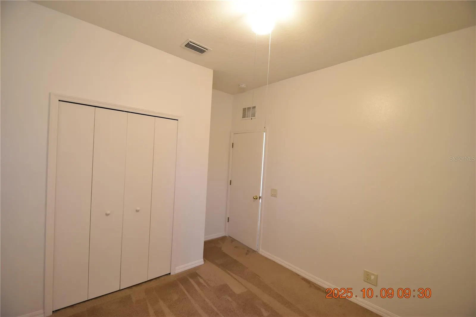 1412 MAIN ST