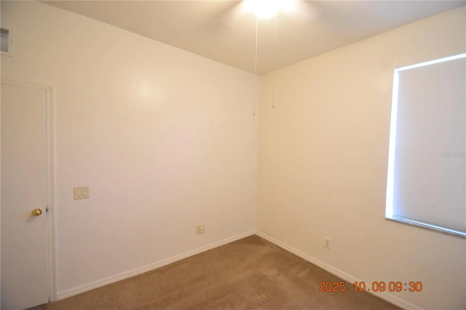 1412 MAIN ST
