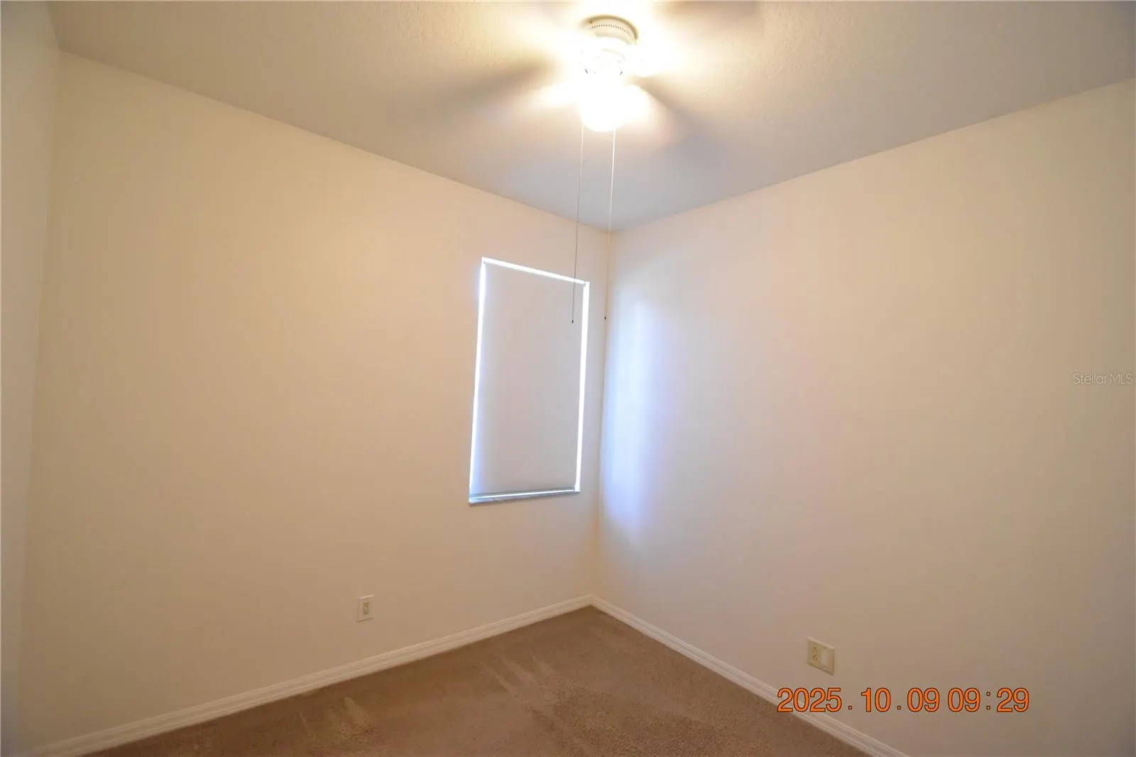 1412 MAIN ST
