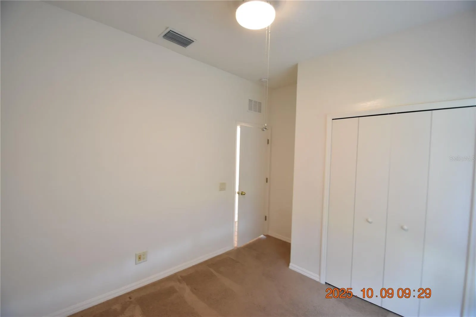 1412 MAIN ST
