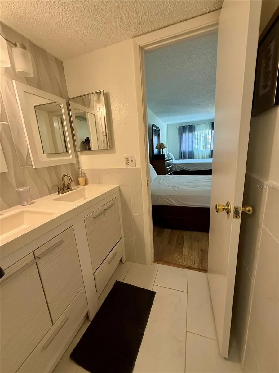 1005 GULF BLVD #304, #304