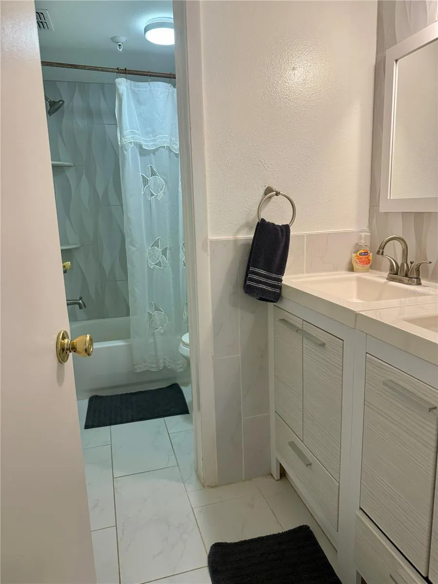 1005 GULF BLVD #304, #304