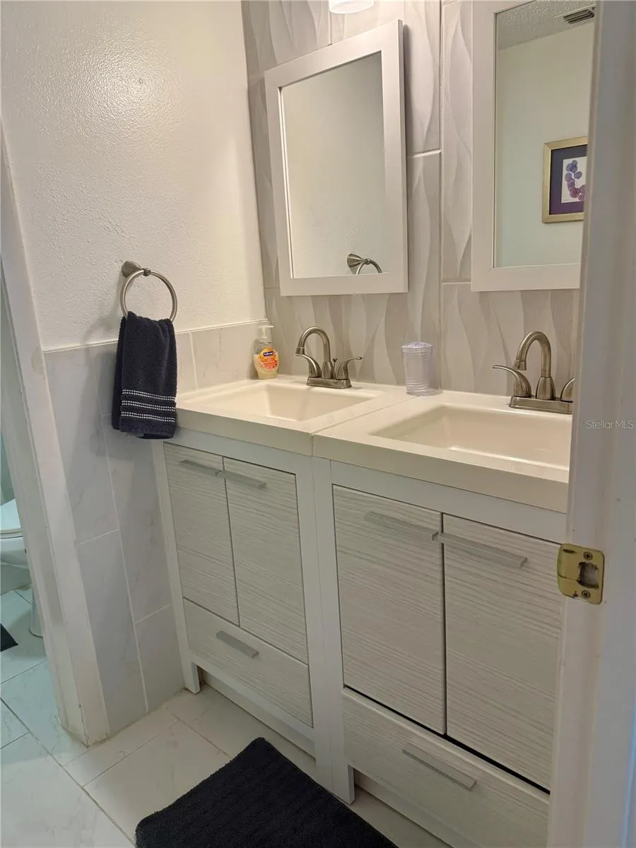 1005 GULF BLVD #304, #304
