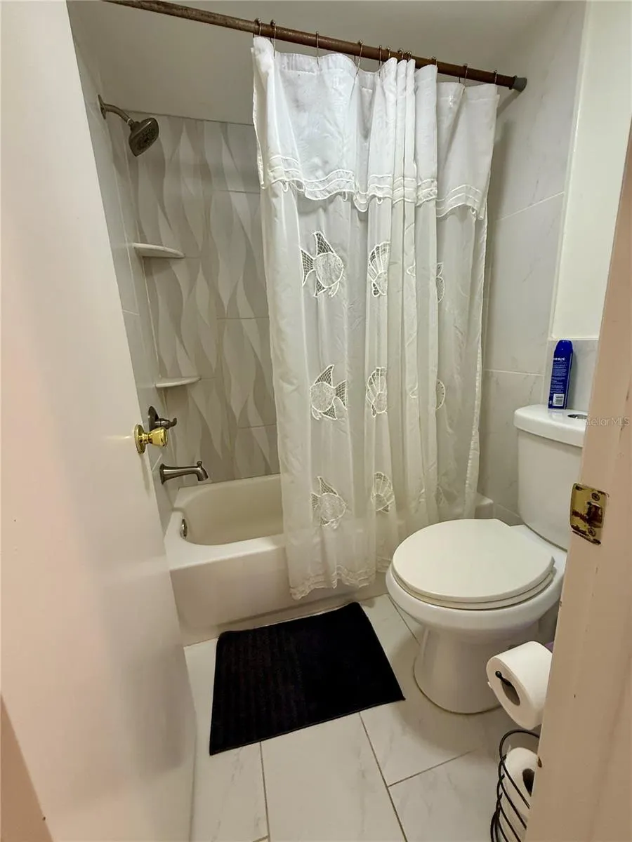 1005 GULF BLVD #304, #304