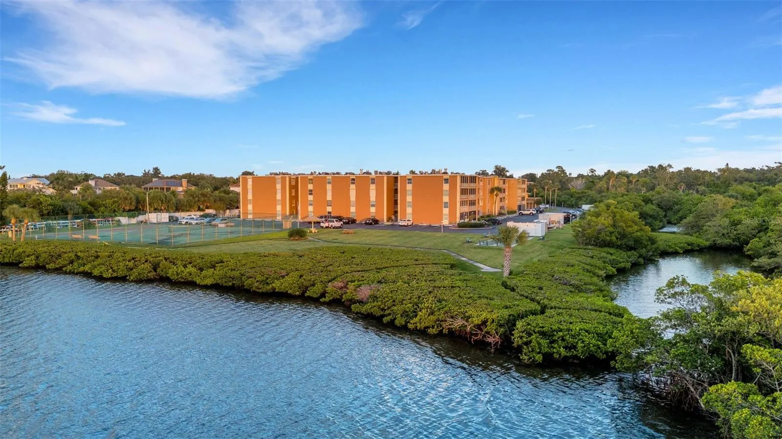 12760 INDIAN ROCKS RD #1087, #1087