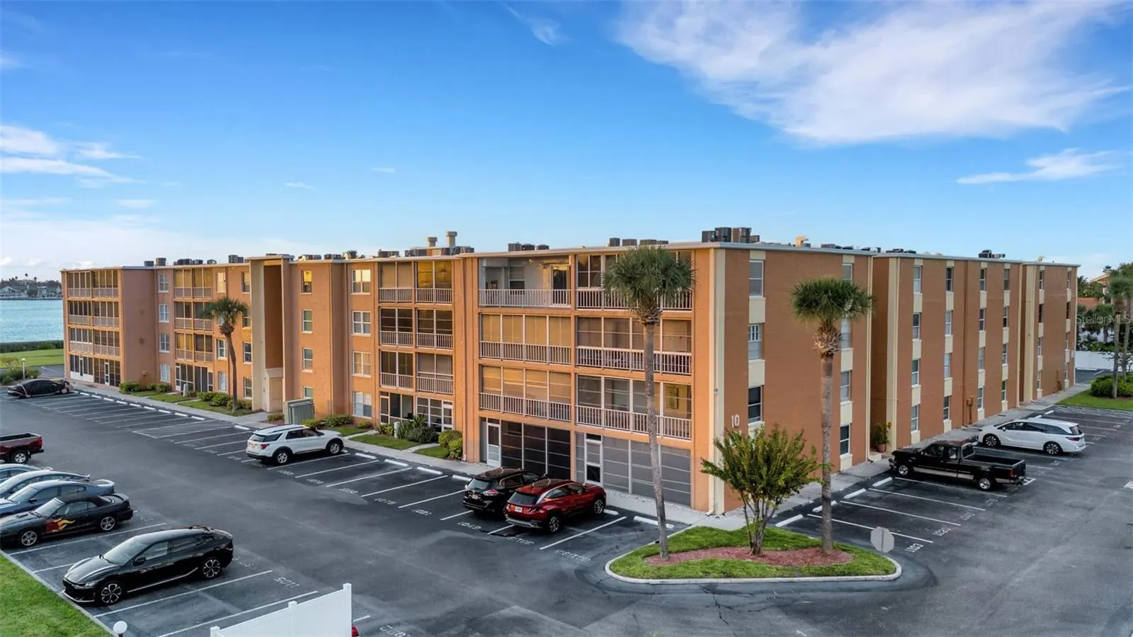 12760 INDIAN ROCKS RD #1087, #1087