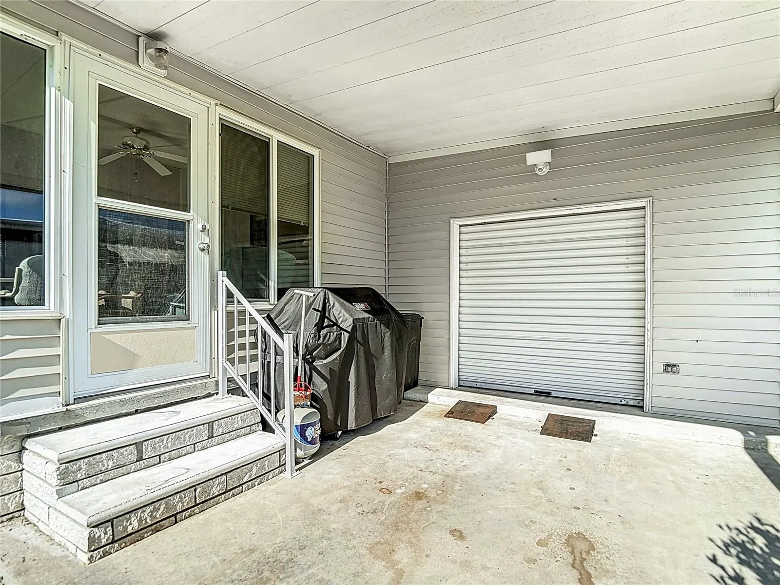 14761 RIALTO AVE