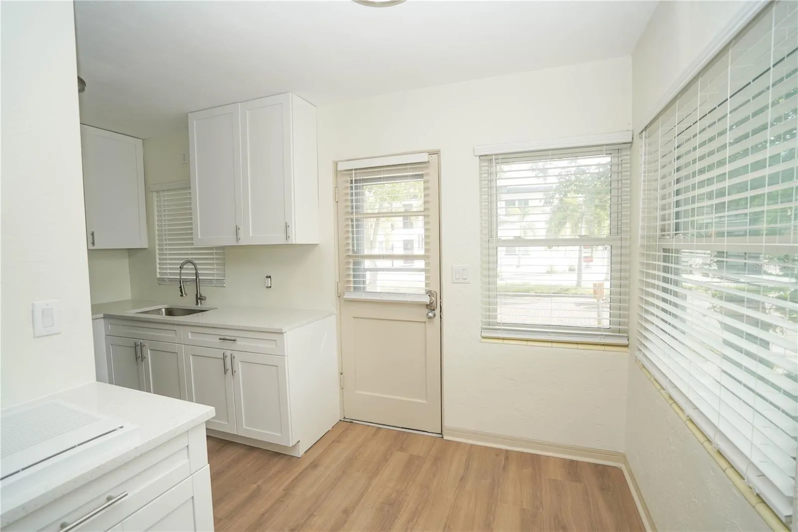 2001 DR MARTIN LUTHER KING JR ST N #1, #1