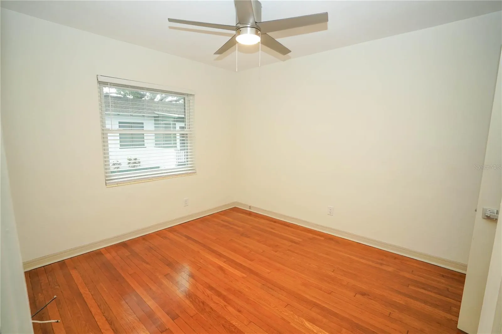 2001 DR MARTIN LUTHER KING JR ST N #1, #1