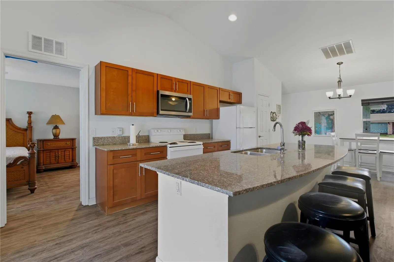 7406 WATSON LN