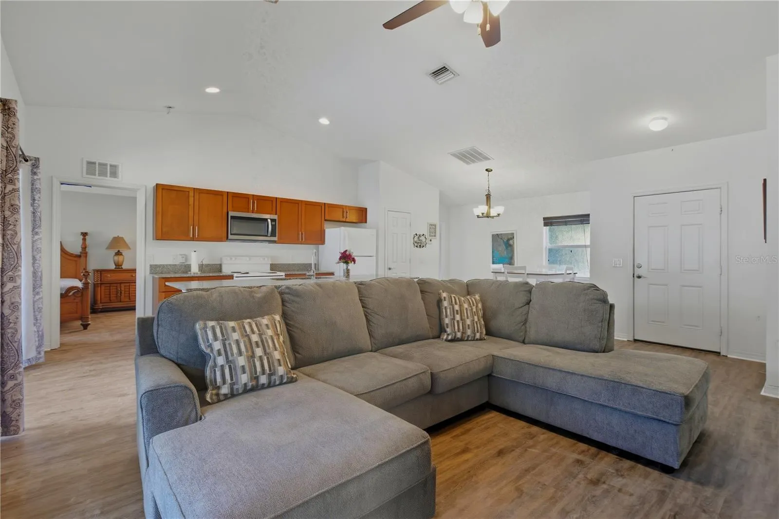 7406 WATSON LN
