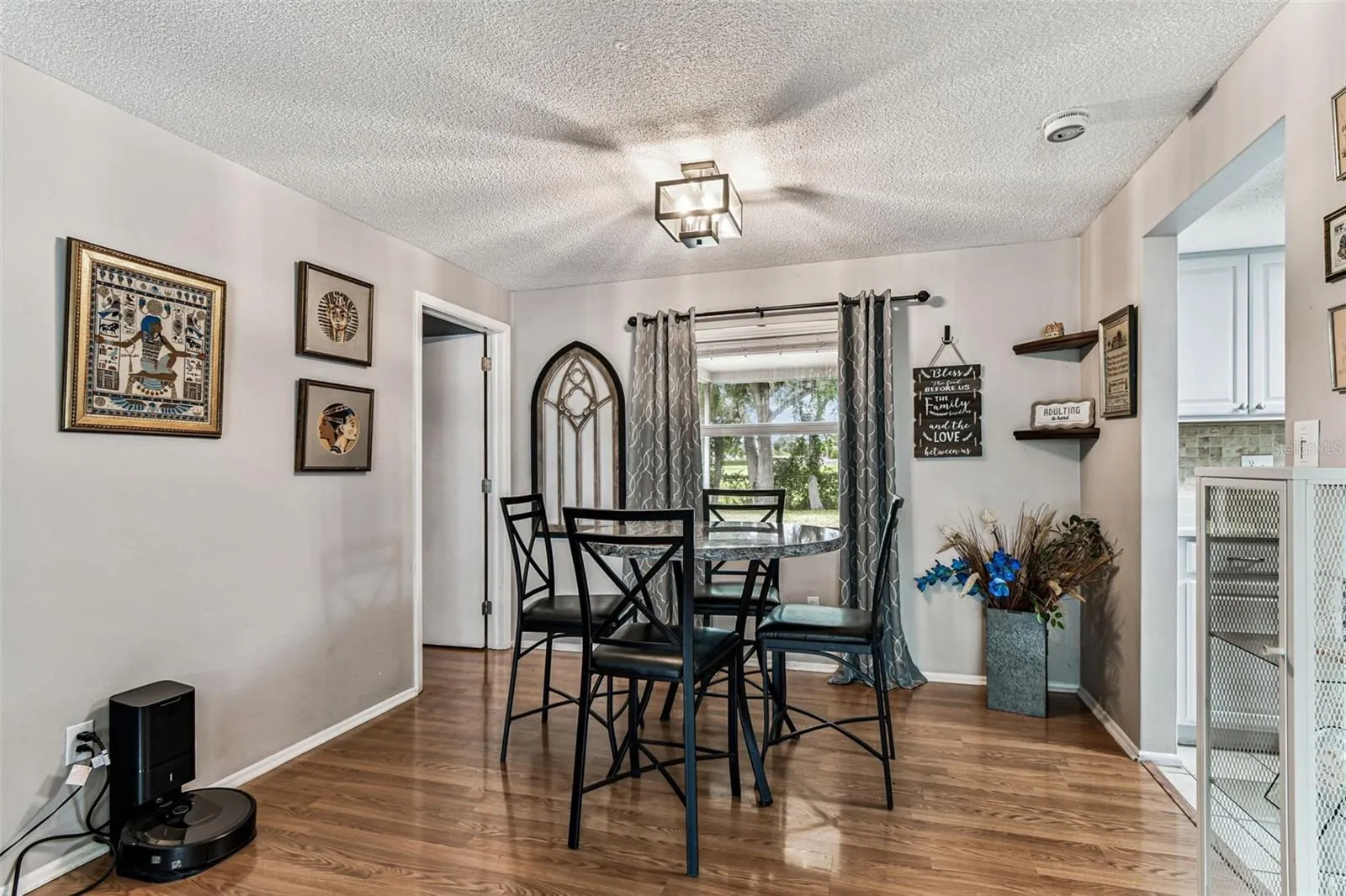 1878 PRINCETON DR
