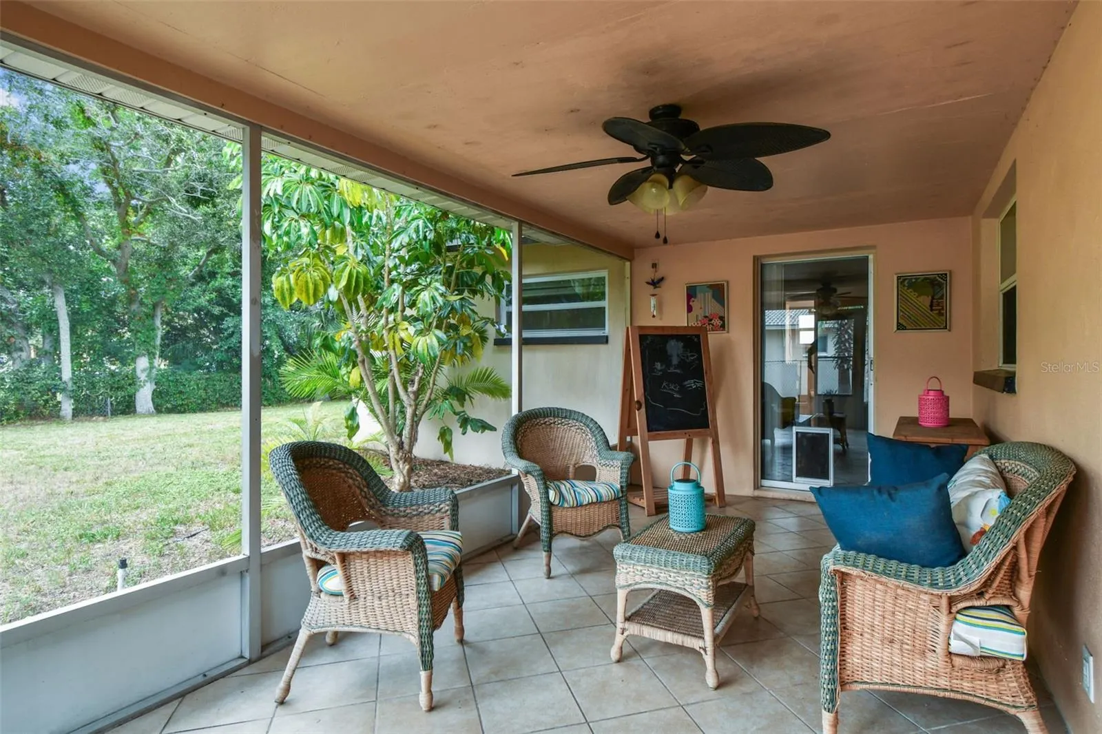 1878 PRINCETON DR