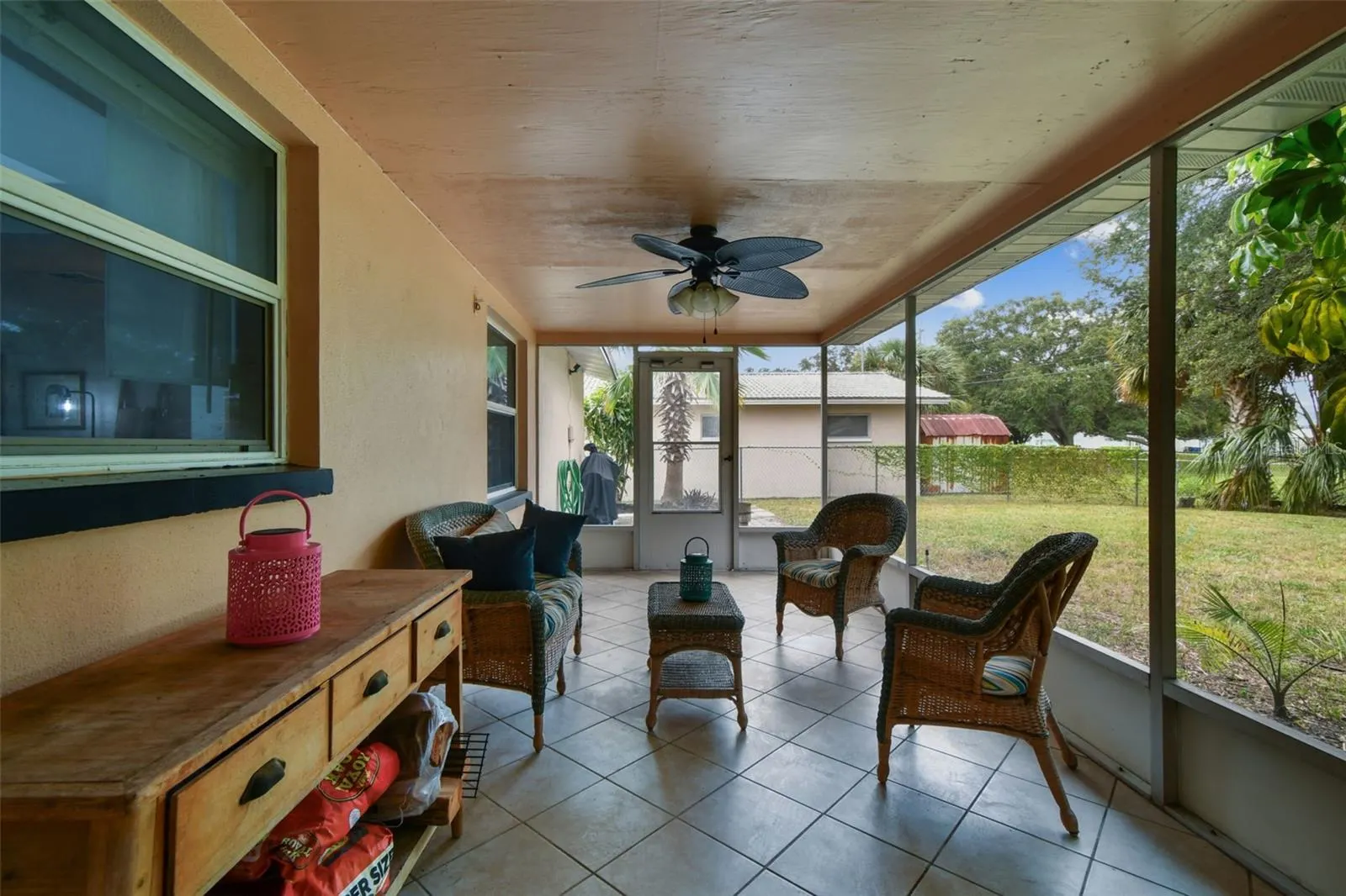 1878 PRINCETON DR
