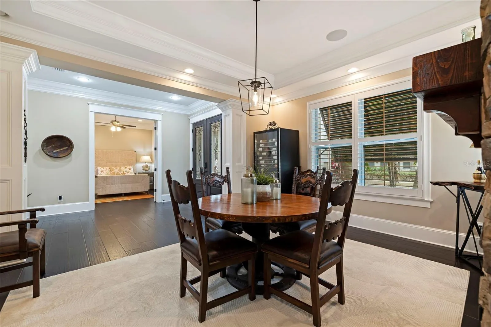 310 8TH AVE N