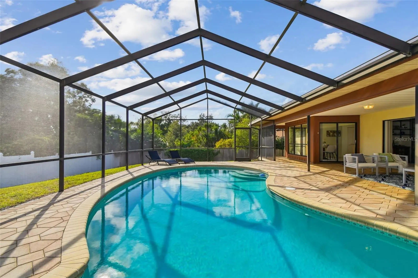 1378 ROLLING RIDGE RD