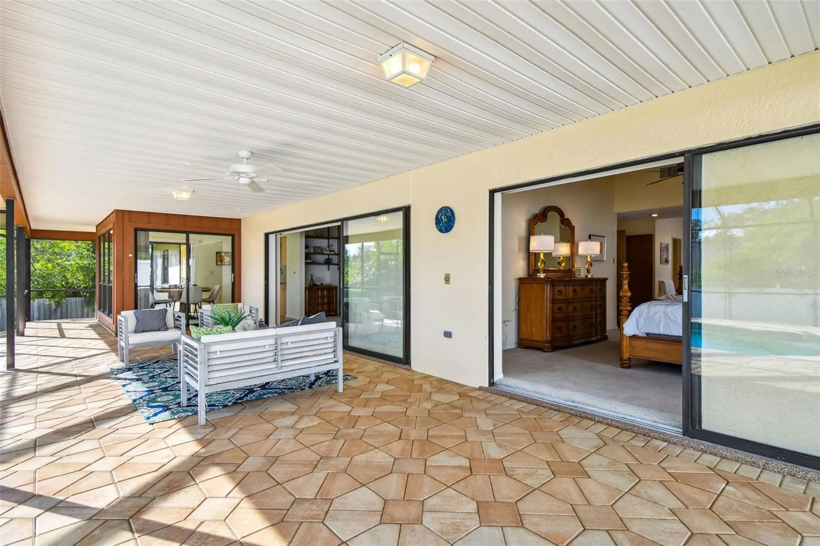 1378 ROLLING RIDGE RD