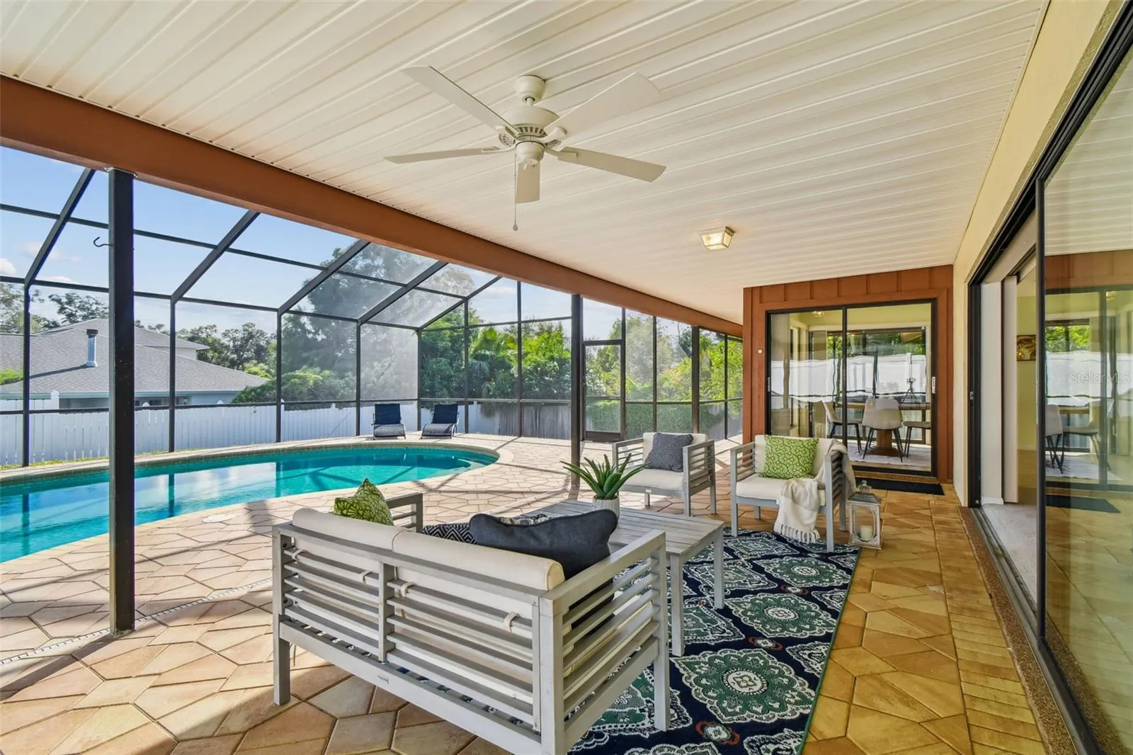 1378 ROLLING RIDGE RD