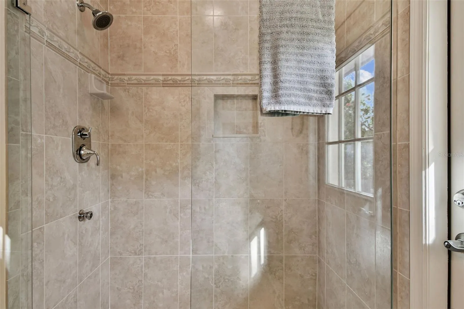 1378 ROLLING RIDGE RD