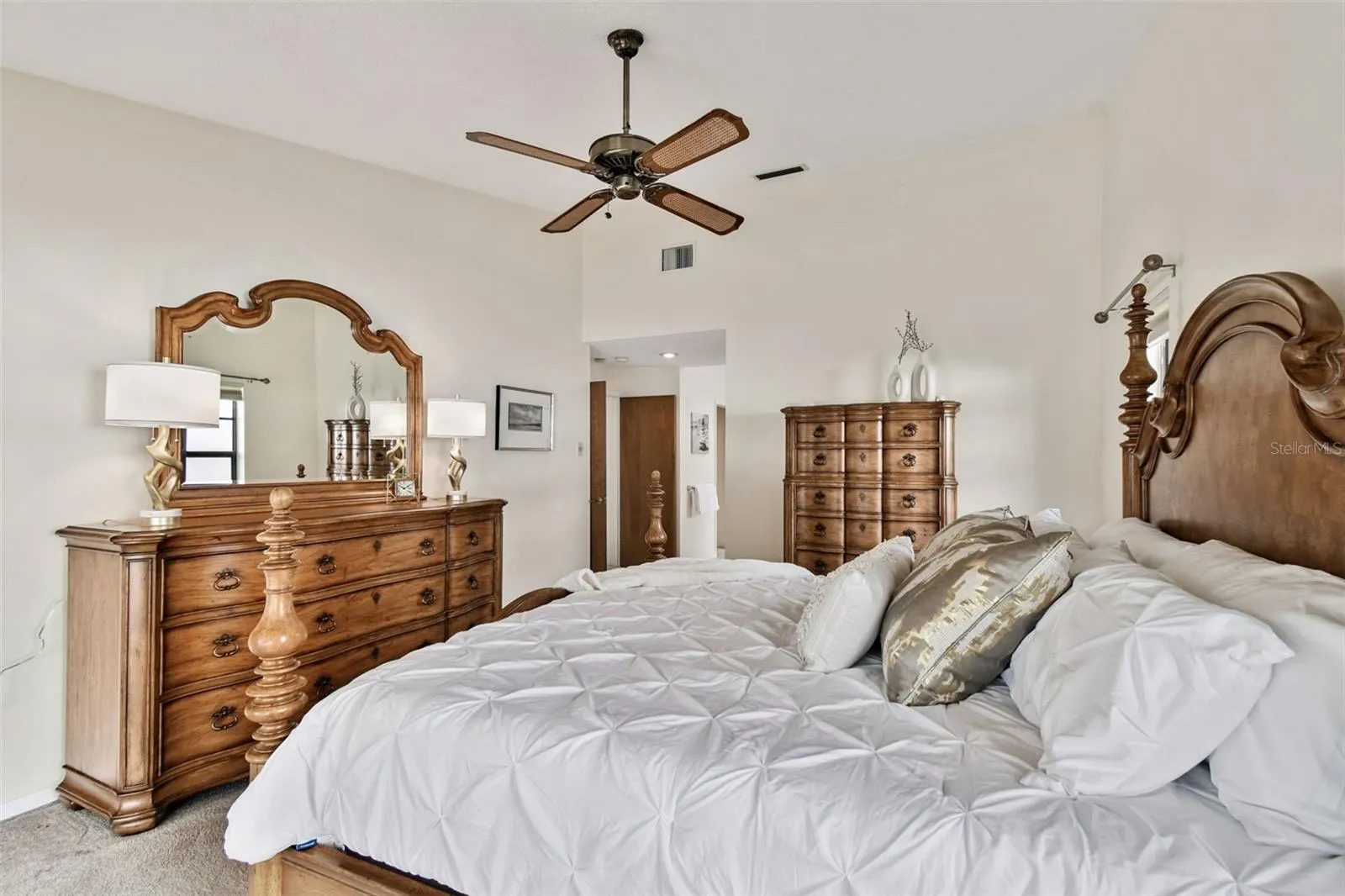 1378 ROLLING RIDGE RD
