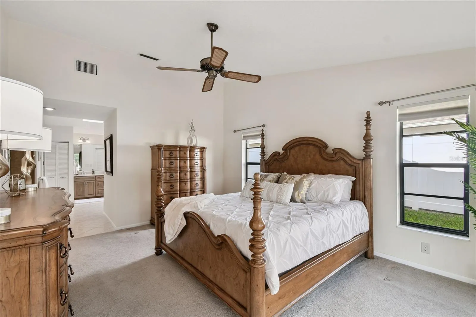 1378 ROLLING RIDGE RD
